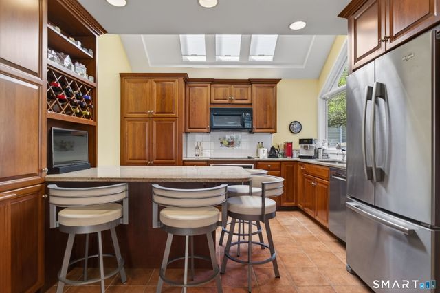 13 Brandon Lane 13, Stonington, CT 06355