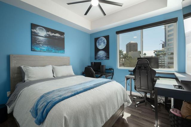 3131 N Central Avenue Unit 4011, Phoenix, AZ 85012