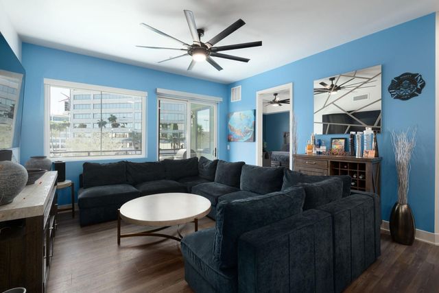 3131 N Central Avenue Unit 4011, Phoenix, AZ 85012