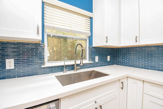 2202 Naomi Street 3, Houston, TX 77054