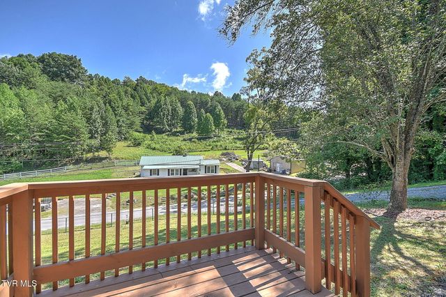 1877 Powder Branch Road, Johnson City, TN 37601