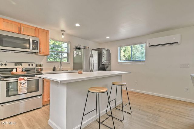 1877 Powder Branch Road, Johnson City, TN 37601