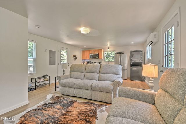 1877 Powder Branch Road, Johnson City, TN 37601