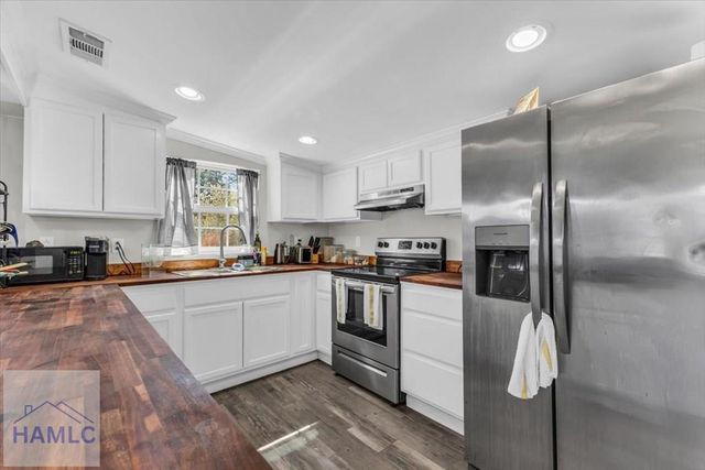 424 Gilford Street, Jesup, GA 31546