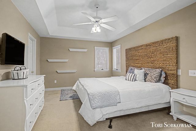 7515 Las Palmas Drive NE, Rockford, MI 49341