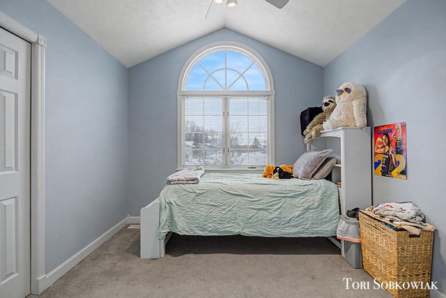 7515 Las Palmas Drive NE, Rockford, MI 49341