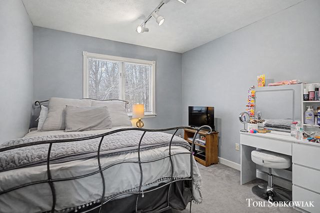 7515 Las Palmas Drive NE, Rockford, MI 49341