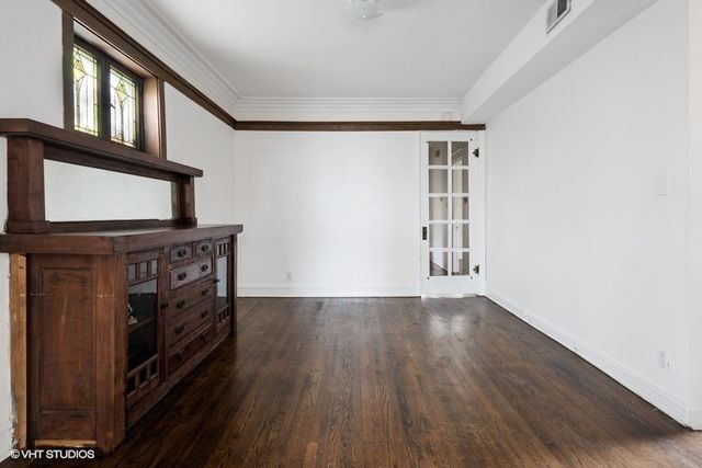 3028 W EASTWOOD Avenue, Chicago, IL 60625