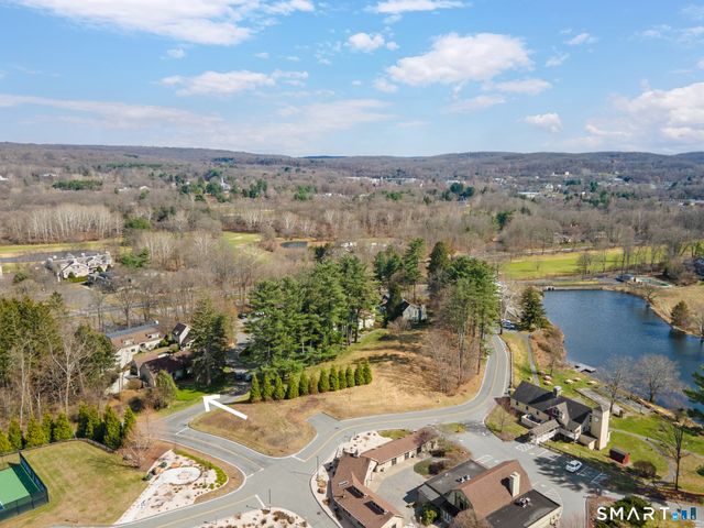 4 Heritage Village A, Southbury, CT 06488