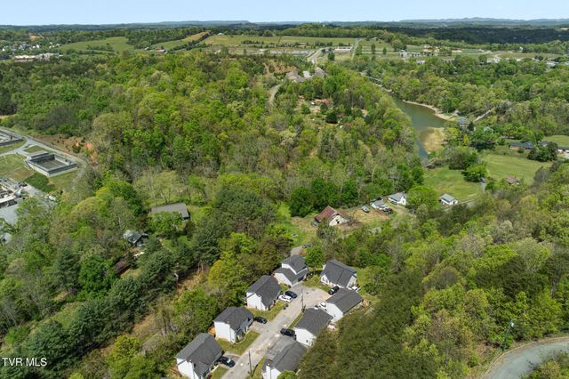 113 Copper Court, Johnson City, TN 37601