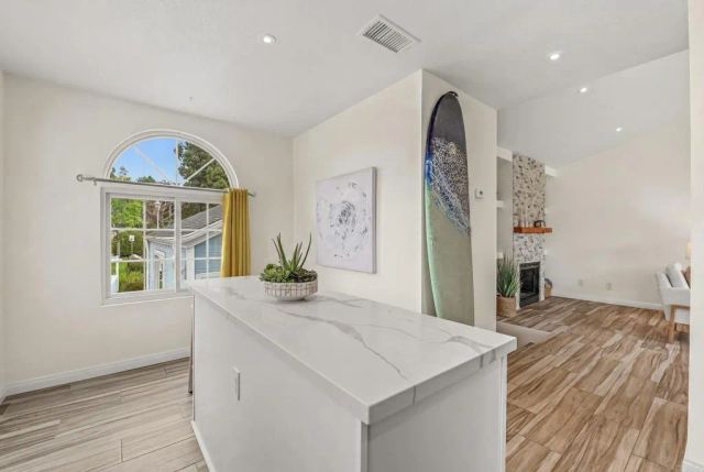 2807 Valley Vista Way, Oceanside, CA 92054