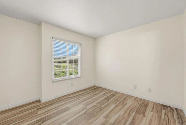 2807 Valley Vista Way, Oceanside, CA 92054