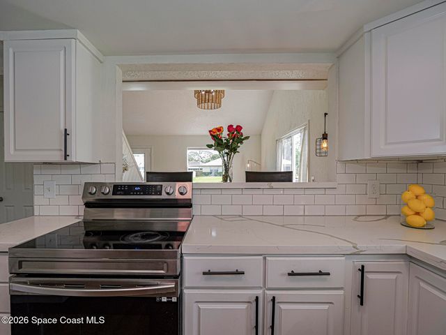 680 Mulberry Street, Sebastian, FL 32958