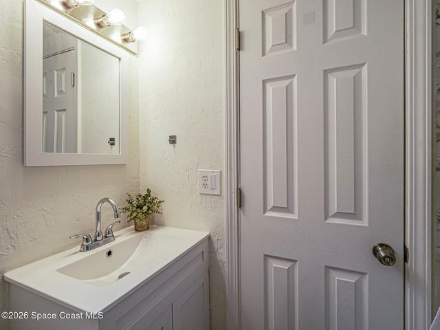 680 Mulberry Street, Sebastian, FL 32958