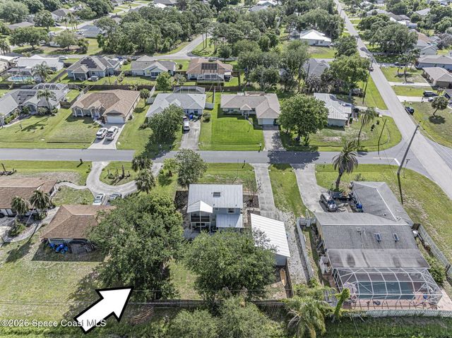 680 Mulberry Street, Sebastian, FL 32958