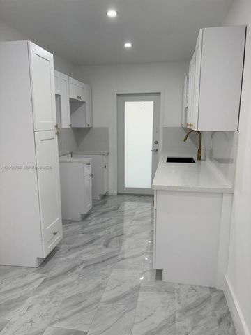 6896 Abbott Ave 6B, Miami Beach, FL 33141