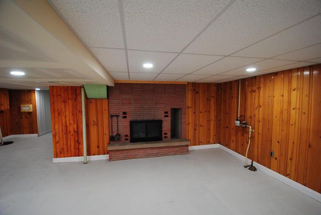 417 W Geneva STREET, Elkhorn, WI 53121