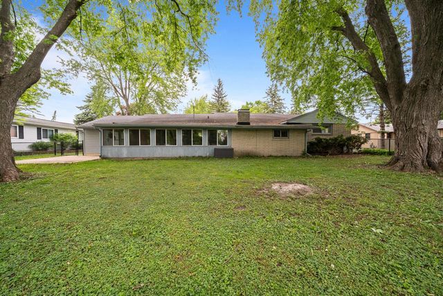 417 W Geneva STREET, Elkhorn, WI 53121