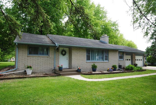 417 W Geneva STREET, Elkhorn, WI 53121