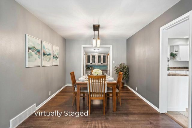 417 W Geneva STREET, Elkhorn, WI 53121