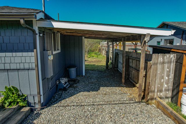 1741 Victor Boulevard, Manila, CA 95521