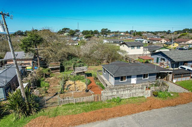 1741 Victor Boulevard, Manila, CA 95521