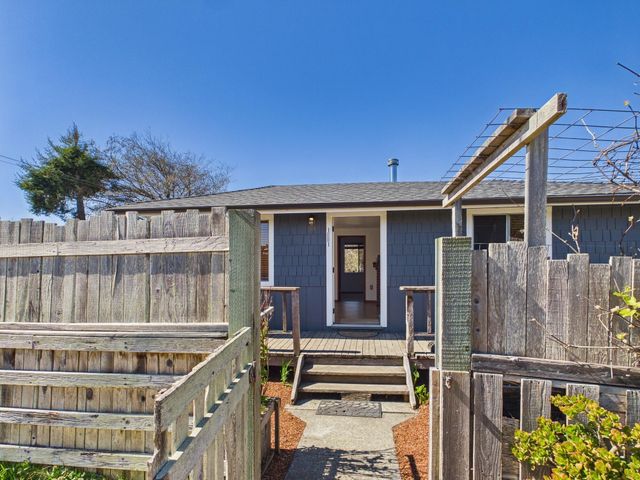 1741 Victor Boulevard, Manila, CA 95521