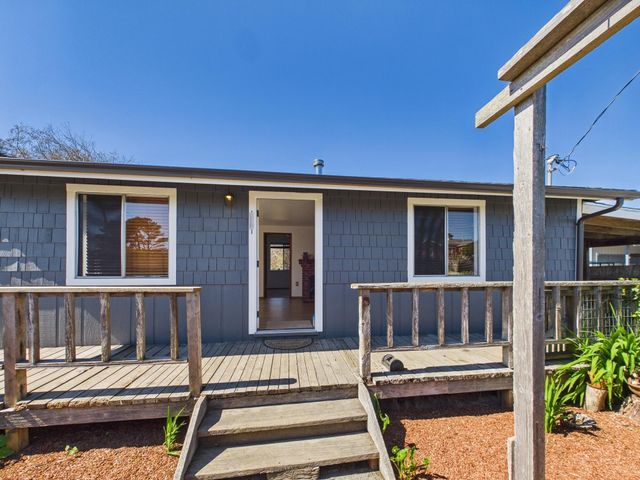 1741 Victor Boulevard, Manila, CA 95521