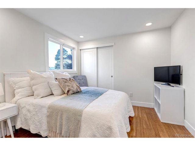 10814 Linda Vista Dr, Lakewood, CO 80215