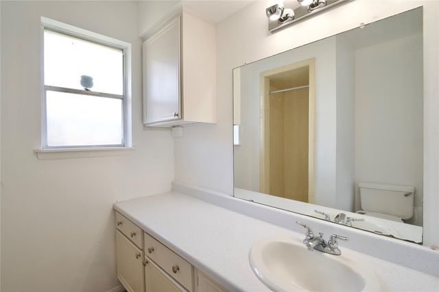 6219 Darlinghurst Drive, Houston, TX 77085