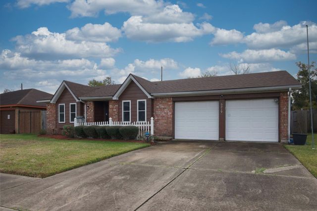 6219 Darlinghurst Drive, Houston, TX 77085