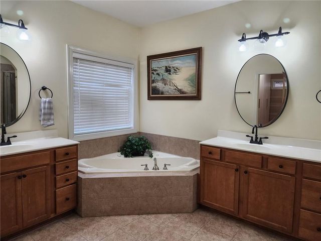 5925 Shawn Creek Way, Cumming, GA 30040