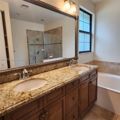 843 S Ocean Blvd 843, Pompano Beach, FL 33062