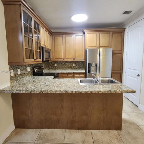 843 S Ocean Blvd 843, Pompano Beach, FL 33062