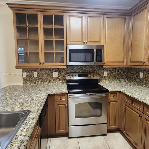 843 S Ocean Blvd 843, Pompano Beach, FL 33062