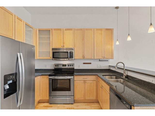 1555 Central St 306, Denver, CO 80211