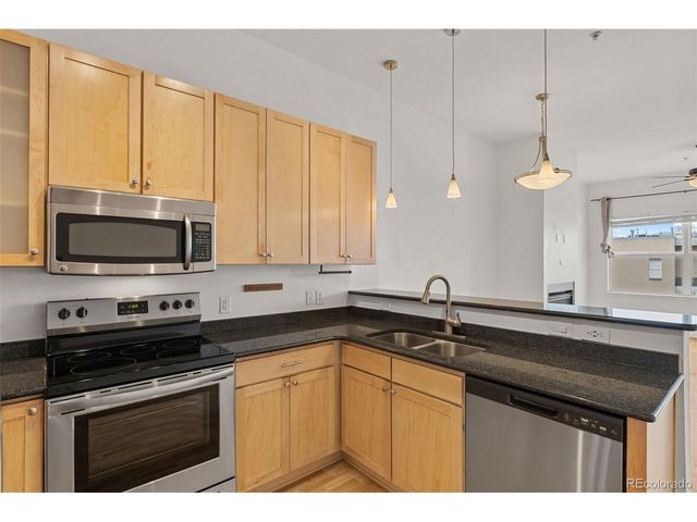 1555 Central St 306, Denver, CO 80211