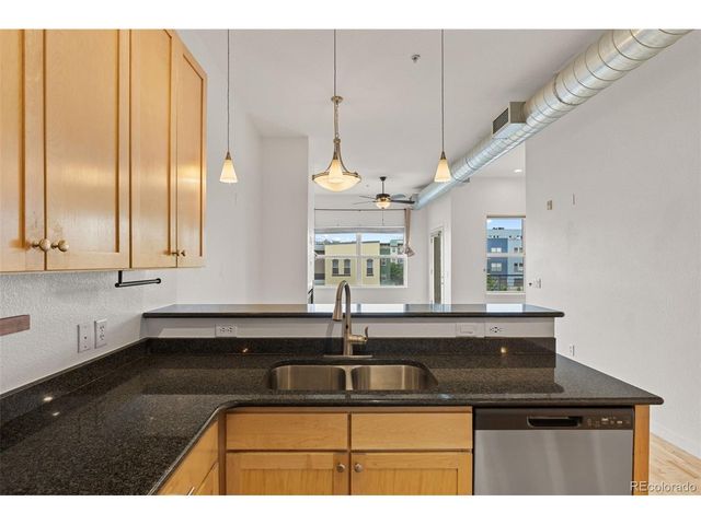 1555 Central St 306, Denver, CO 80211