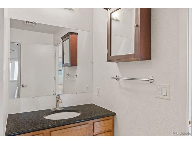 1555 Central St 306, Denver, CO 80211