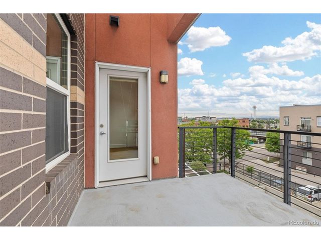 1555 Central St 306, Denver, CO 80211