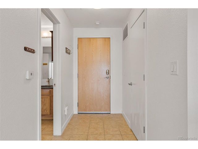1555 Central St 306, Denver, CO 80211