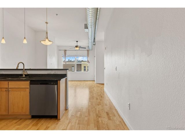 1555 Central St 306, Denver, CO 80211