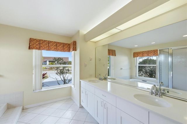 1041 BECKLEY CIRCLE, Venice, FL 34292