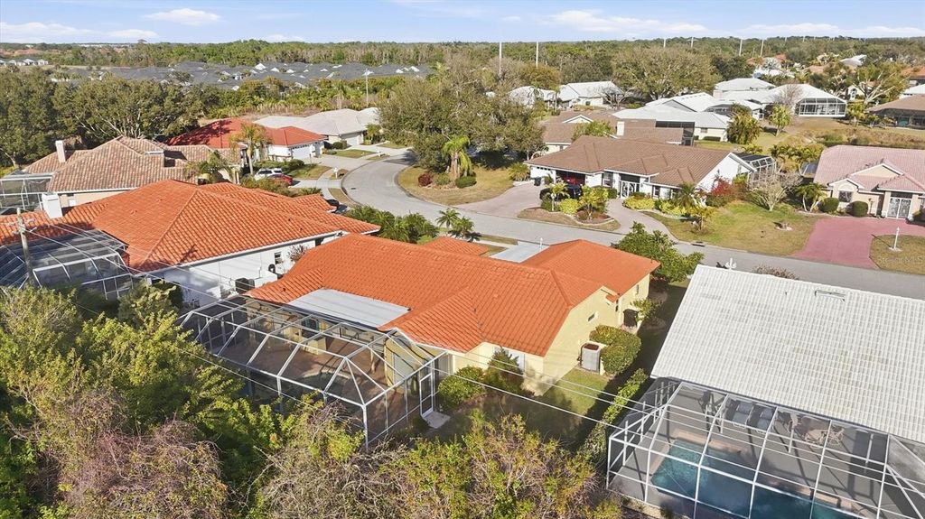 Image 38 of property listing at 1041 BECKLEY CIRCLE, Venice, FL 34292