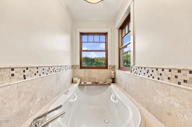 11358 Creek Road, Ojai, CA 93023
