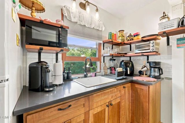 11358 Creek Road, Ojai, CA 93023