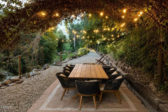 11358 Creek Road, Ojai, CA 93023