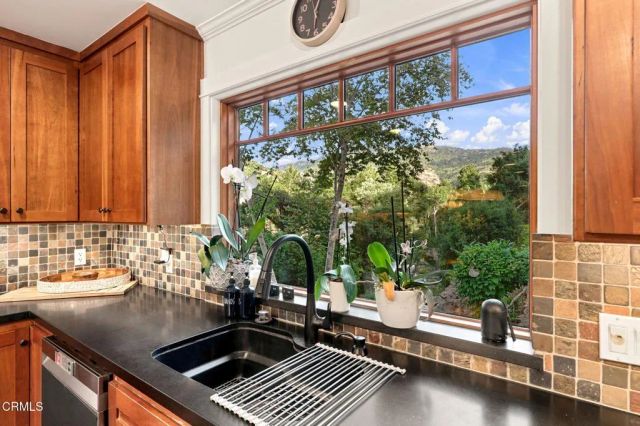 11358 Creek Road, Ojai, CA 93023