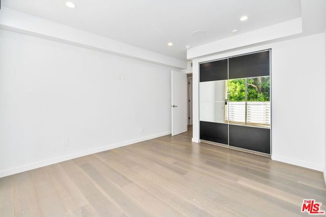 1129 Larrabee Street 6, West Hollywood, CA 90069