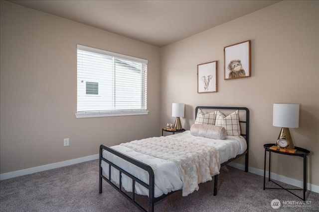 11821 82nd Place S, Seattle, WA 98178